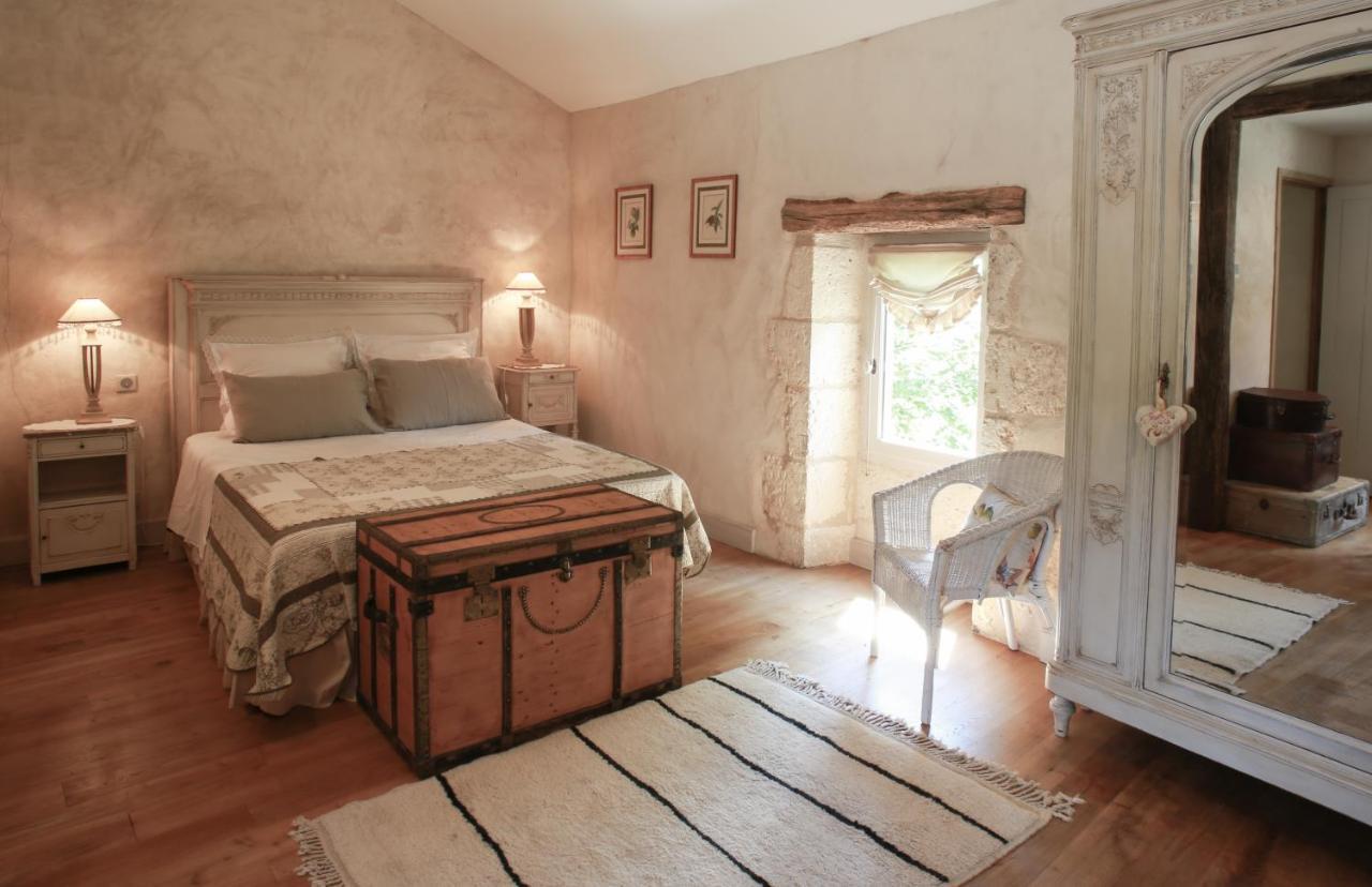 Le Manoir De Beauregard Bed and Breakfast Clermont-de-Beauregard Zewnętrze zdjęcie